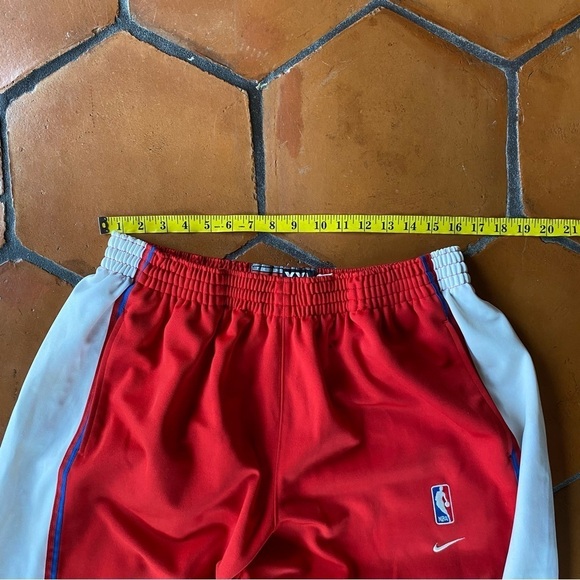 Vintage Y2K Team Nike 77 Philadelphia 76ers Sz 2XL Red Embroidered Warm Up Pants - Picture 5 of 9